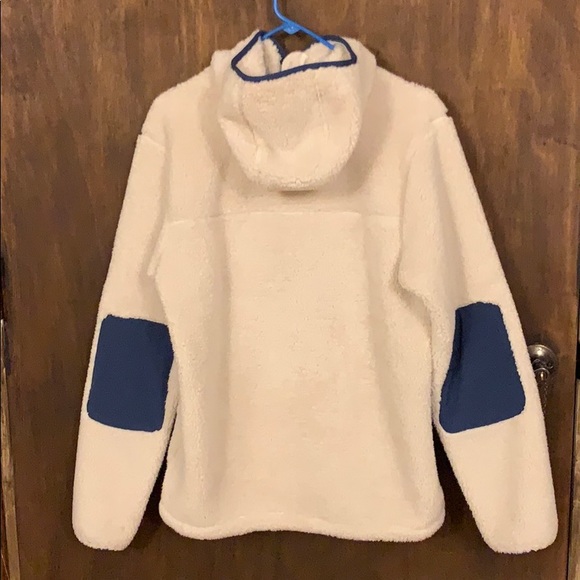The North Face 1/4 Zip Pullover - Picture 2 of 5